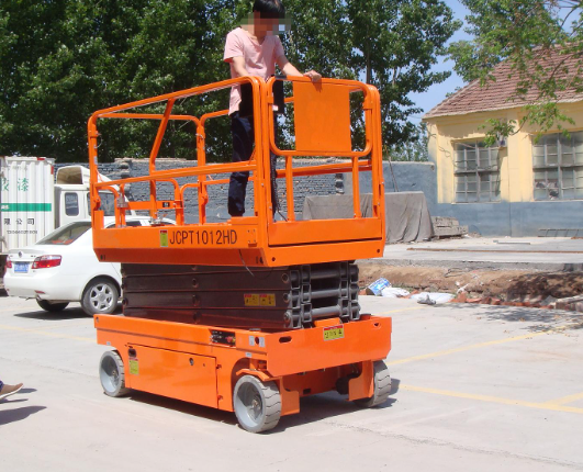 德安移动式升降平台规格与使用规范